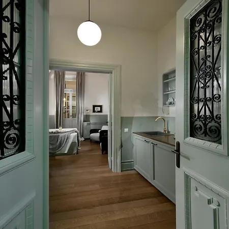Apartment Aqkk Athinaidos Platinum Loft With Jacuzzi Athens