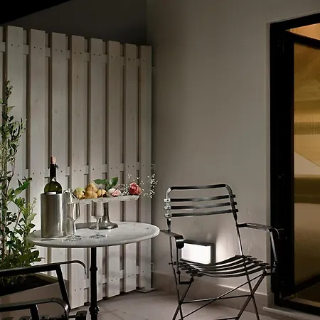 Aqkk Athinaidos Platinum Loft With Jacuzzi Athens *